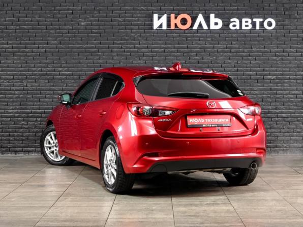 Mazda Axela III Рестайлинг с пробегом 2018 года, цена 1 500 000 рублей, 116858 км, хэтчбек, Автокод Объявления