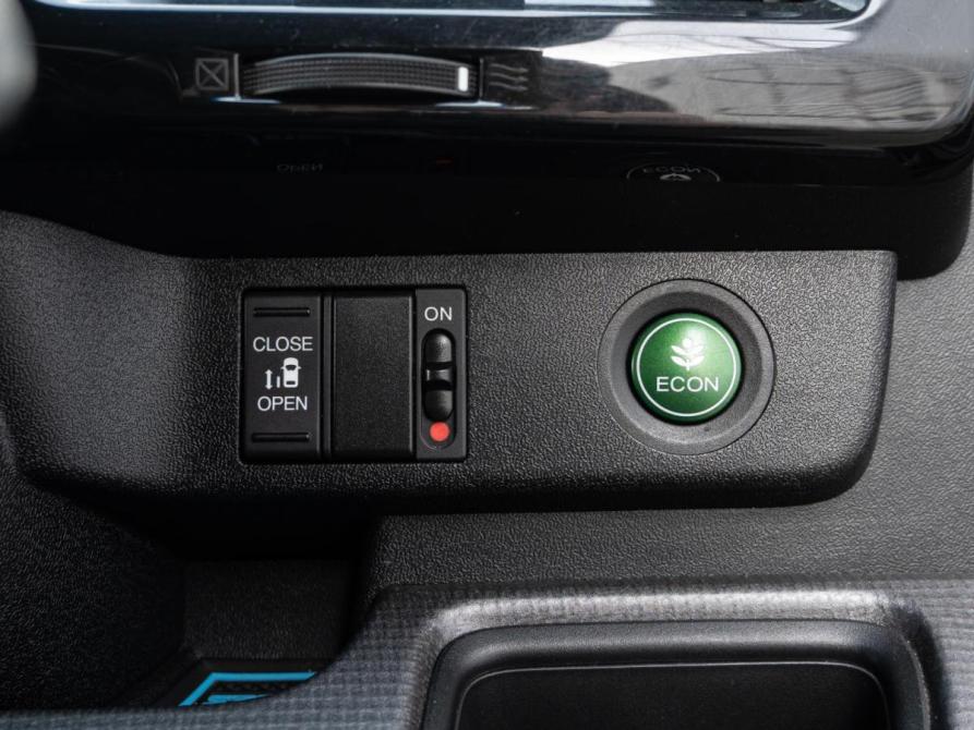 Honda Stepwgn V Краснодар  - изображение 23