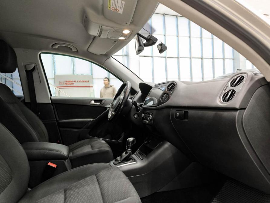 Volkswagen Tiguan I Рестайлинг Казань  - изображение 13