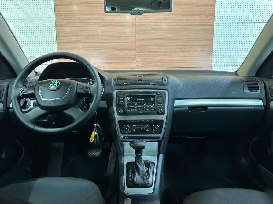 Skoda Octavia II (A5) Рестайлинг Челябинск  - изображение 8