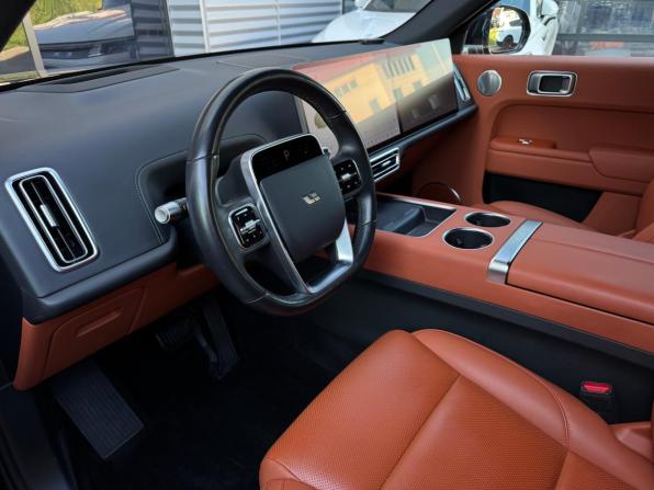 Li Auto (Lixiang) L7 I с пробегом 2024 года, цена 5 840 000 рублей, 43700 км, внедорожник, Автокод Объявления