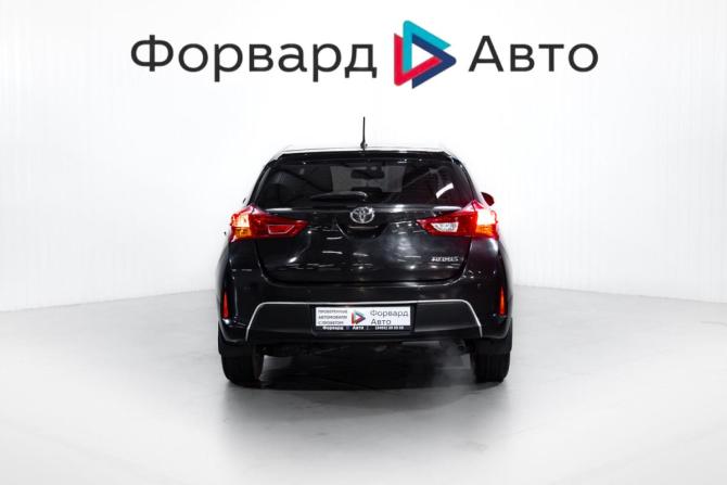 Toyota Auris II с пробегом 2013 года, цена 999 000 рублей, 215315 км, хэтчбек, Автокод Объявления