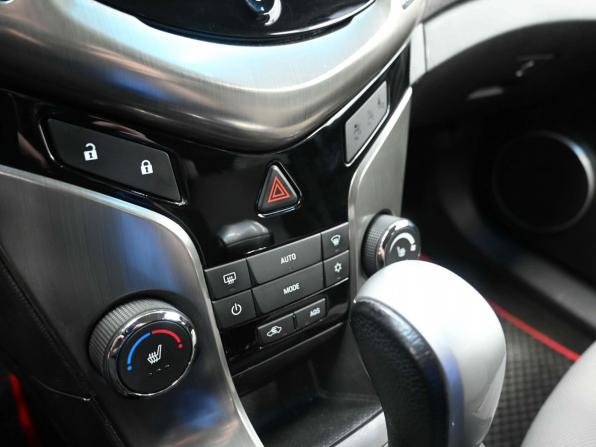 Chevrolet Cruze I Рестайлинг с пробегом 2013 года, цена 969 900 рублей, 166000 км, седан, Автокод Объявления