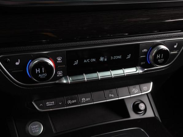 Audi Q5 II (FY) с пробегом 2018 года, цена 3 289 000 рублей, 173643 км, внедорожник, Автокод Объявления
