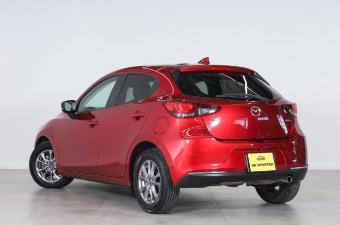 Mazda 2 III (DJ) Рестайлинг с пробегом 2021 года, цена 1 469 000 рублей, 28000 км, хэтчбек, Автокод Объявления