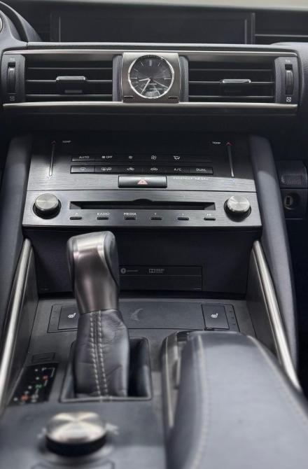 Lexus IS III Рестайлинг Шахты  - изображение 18