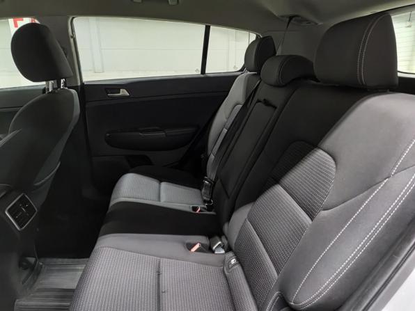 Kia Sportage IV Рестайлинг с пробегом 2018 года, цена 1 690 000 рублей, 244763 км, внедорожник, Автокод Объявления