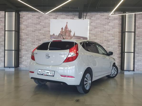 Hyundai Solaris I Рестайлинг с пробегом 2014 года, цена 986 000 рублей, 141000 км, хэтчбек, Автокод Объявления