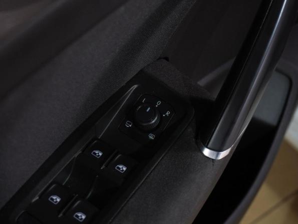 Volkswagen Touran II с пробегом 2019 года, цена 2 079 000 рублей, 86926 км, компактвэн, Автокод Объявления