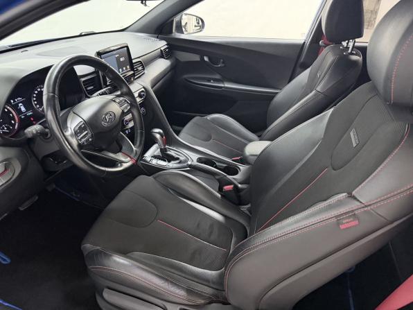 Hyundai Veloster II с пробегом 2019 года, цена 1 650 000 рублей, 97267 км, хэтчбек, Автокод Объявления