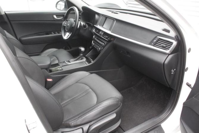 Kia Optima IV Рестайлинг с пробегом 2019 года, цена 1 745 000 рублей, 186851 км, седан, Автокод Объявления