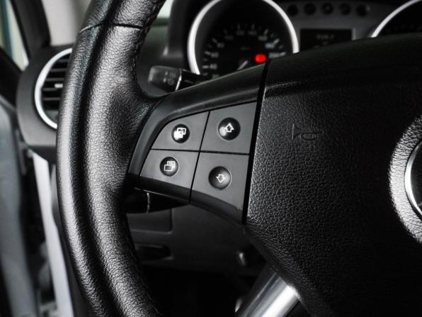 Mercedes-Benz M-Класс II (W164) с пробегом 2008 года, цена 1 345 000 рублей, 354627 км, внедорожник, Автокод Объявления