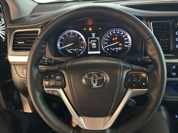 Toyota Highlander III (XU50) с пробегом 2014 года, цена 2 450 000 рублей, 219200 км, внедорожник, Автокод Объявления