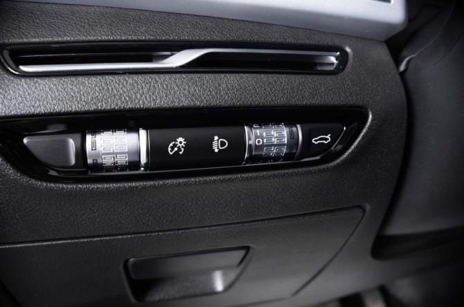 Geely Jiaji I Рестайлинг с пробегом 2024 года, цена 2 559 000 рублей, 52365 км, минивэн, Автокод Объявления