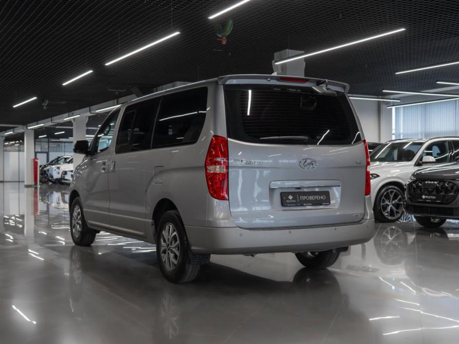 Hyundai Grand Starex I Рестайлинг 2 Москва  - изображение 4