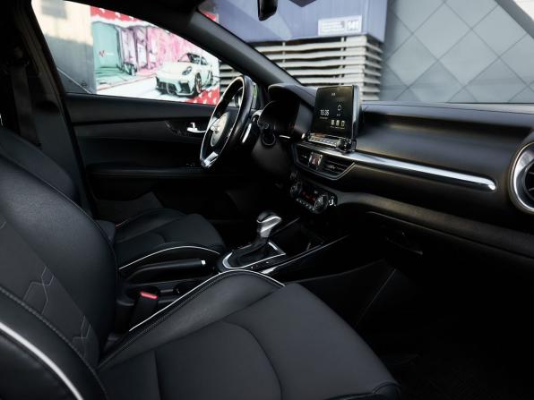 Kia Cerato IV с пробегом 2021 года, цена 2 348 000 рублей, 68370 км, седан, Автокод Объявления