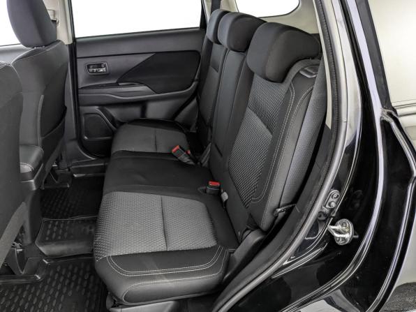 Mitsubishi Outlander III Рестайлинг 3 с пробегом 2019 года, цена 2 100 000 рублей, 135681 км, внедорожник, Автокод Объявления