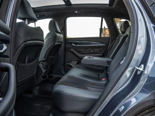Geely Monjaro I с пробегом 2024 года, цена 3 318 000 рублей, 59239 км, внедорожник, Автокод Объявления