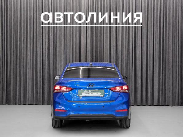 Hyundai Solaris II с пробегом 2017 года, цена 1 035 000 рублей, 130000 км, седан, Автокод Объявления