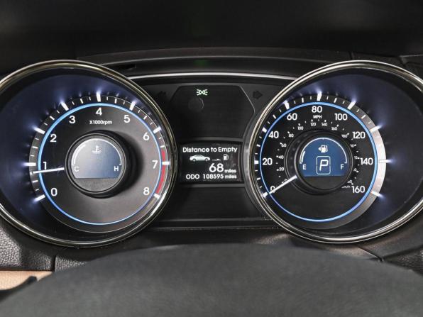 Hyundai Sonata VI (YF) с пробегом 2012 года, цена 1 113 000 рублей, 174212 км, седан, Автокод Объявления