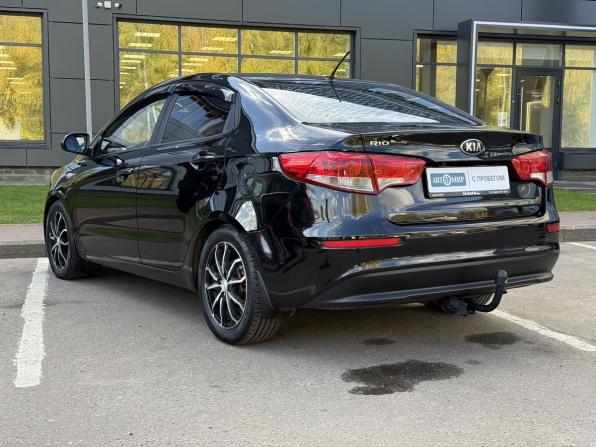 Kia Rio III Рестайлинг с пробегом 2015 года, цена 819 000 рублей, 250505 км, седан, Автокод Объявления