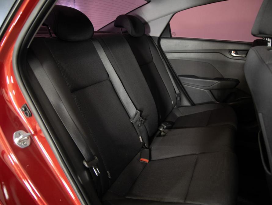 Hyundai Solaris II Санкт-Петербург  - изображение 12