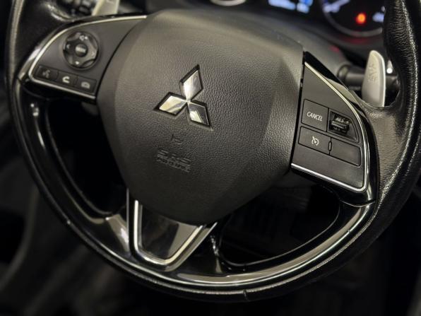 Mitsubishi Outlander III Рестайлинг 2 с пробегом 2016 года, цена 2 050 000 рублей, 65741 км, внедорожник, Автокод Объявления