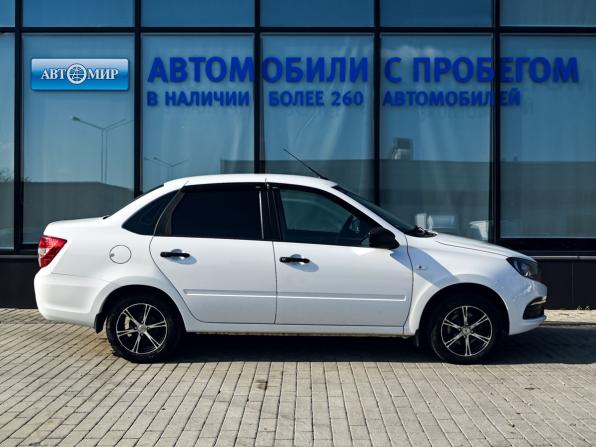 Lada (ВАЗ) Granta I Рестайлинг с пробегом 2018 года, цена 561 000 рублей, 99600 км, лифтбек, Автокод Объявления