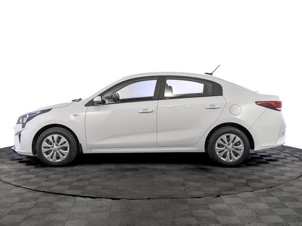 Kia Rio IV Рестайлинг с пробегом 2021 года, цена 1 725 000 рублей, 33599 км, седан, Автокод Объявления