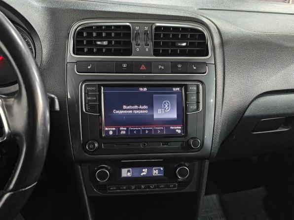 Volkswagen Polo V Рестайлинг с пробегом 2019 года, цена 1 150 000 рублей, 94356 км, седан, Автокод Объявления