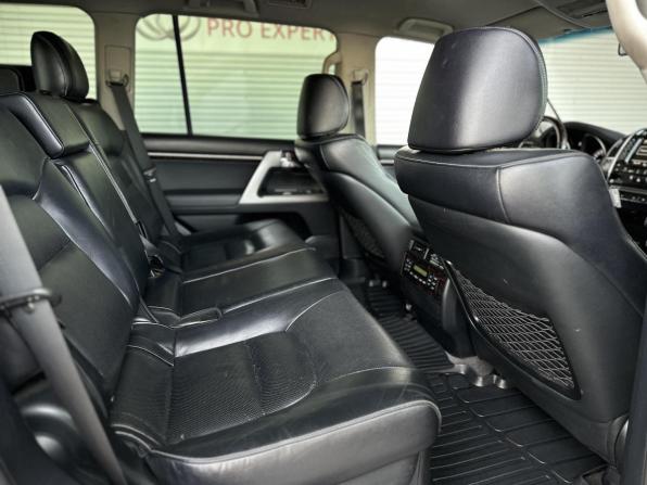 Toyota Land Cruiser 200 Series Рестайлинг 1 с пробегом 2012 года, цена 3 199 000 рублей, 347062 км, внедорожник, Автокод Объявления