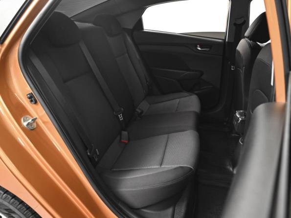 Hyundai Solaris II с пробегом 2019 года, цена 1 414 000 рублей, 108961 км, седан, Автокод Объявления