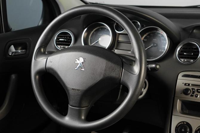 Peugeot 308 I Рестайлинг с пробегом 2011 года, цена 529 000 рублей, 146000 км, хэтчбек, Автокод Объявления