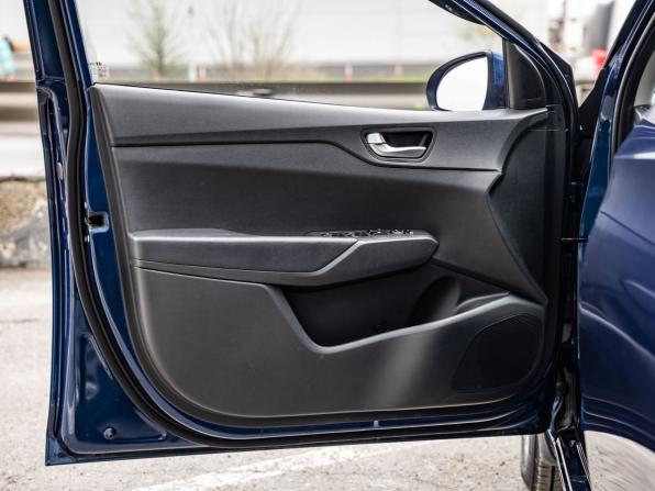Hyundai Solaris II Рестайлинг с пробегом 2021 года, цена 1 535 000 рублей, 57260 км, седан, Автокод Объявления