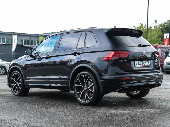 Volkswagen Tiguan II с пробегом 2018 года, цена 3 299 000 рублей, 126300 км, внедорожник, Автокод Объявления
