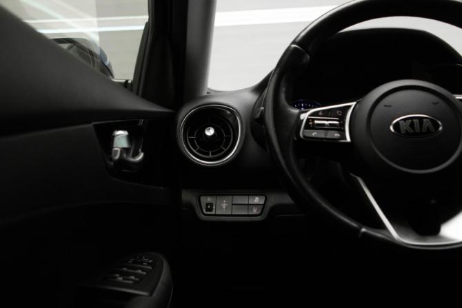 Kia Cerato IV с пробегом 2021 года, цена 1 800 000 рублей, 65000 км, седан, Автокод Объявления