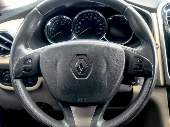 Renault Logan II с пробегом 2017 года, цена 919 900 рублей, 95000 км, седан, Автокод Объявления