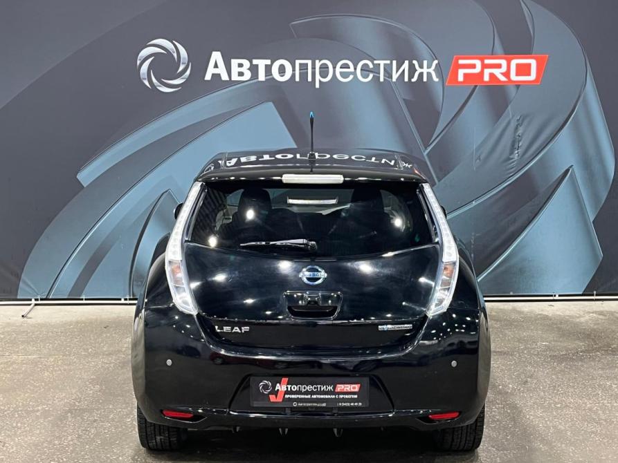 Nissan Leaf I (ZE0/AZE0) Пермь  - изображение 6