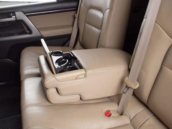Toyota Land Cruiser 200 Series с пробегом 2008 года, цена 2 769 999 рублей, 270354 км, внедорожник, Автокод Объявления
