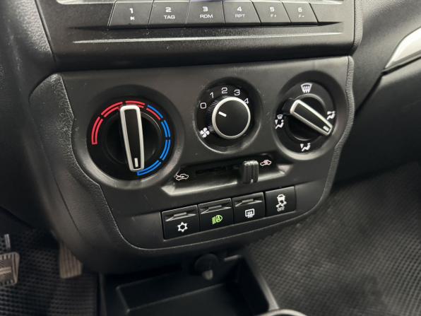 Lada (ВАЗ) Granta I Рестайлинг с пробегом 2019 года, цена 670 000 рублей, 159540 км, лифтбек, Автокод Объявления