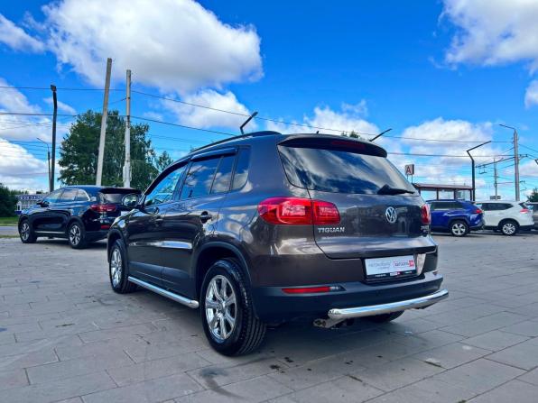 Volkswagen Tiguan I Рестайлинг с пробегом 2016 года, цена 1 826 000 рублей, 131662 км, внедорожник, Автокод Объявления