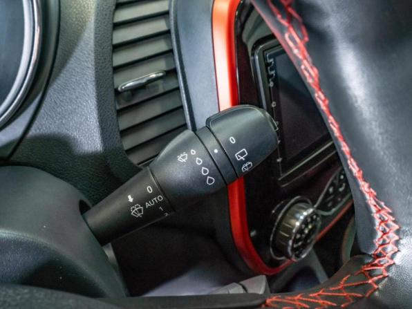 Renault Kaptur I с пробегом 2018 года, цена 1 620 000 рублей, 103679 км, внедорожник, Автокод Объявления