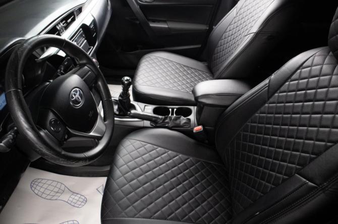 Toyota Corolla XI (E160 E170 E180) с пробегом 2014 года, цена 1 249 000 рублей, 215000 км, седан, Автокод Объявления