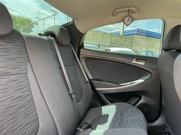 Hyundai Solaris I Рестайлинг с пробегом 2016 года, цена 917 000 рублей, 142000 км, седан, Автокод Объявления