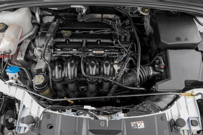 Ford Focus III Рестайлинг с пробегом 2018 года, цена 999 000 рублей, 180000 км, хэтчбек, Автокод Объявления