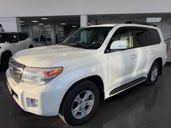 Toyota Land Cruiser 200 Series Рестайлинг 1 с пробегом 2012 года, цена 3 195 000 рублей, 246000 км, внедорожник, Автокод Объявления
