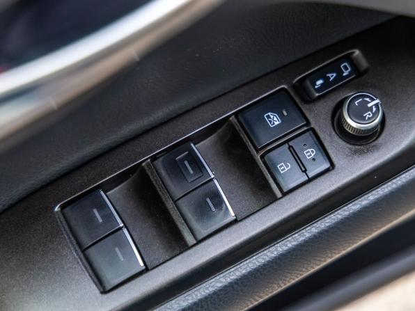 Toyota Camry VIII (XV70) Рестайлинг с пробегом 2021 года, цена 2 998 000 рублей, 120860 км, седан, Автокод Объявления