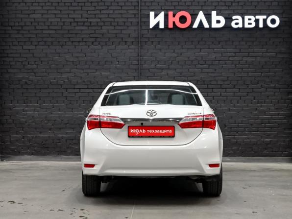 Toyota Corolla XI (E160 E170 E180) с пробегом 2014 года, цена 1 300 000 рублей, 180107 км, седан, Автокод Объявления