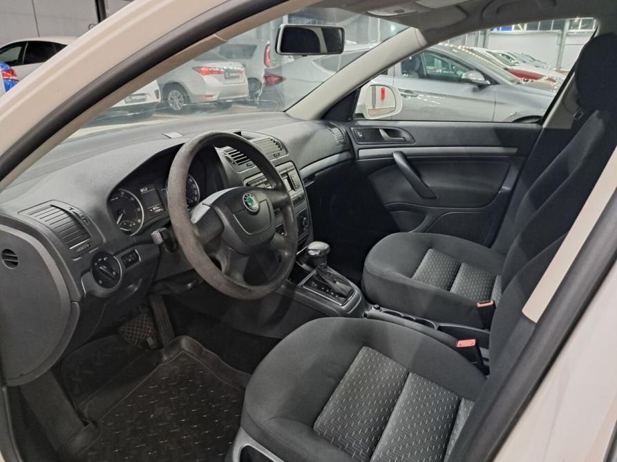 Skoda Octavia II (A5) Рестайлинг Набережные Челны  - изображение 20