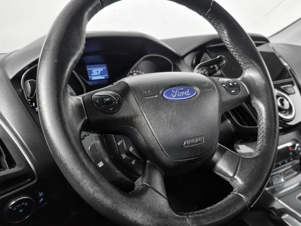 Ford Focus III с пробегом 2013 года, цена 517 770 рублей, 231593 км, хэтчбек, Автокод Объявления